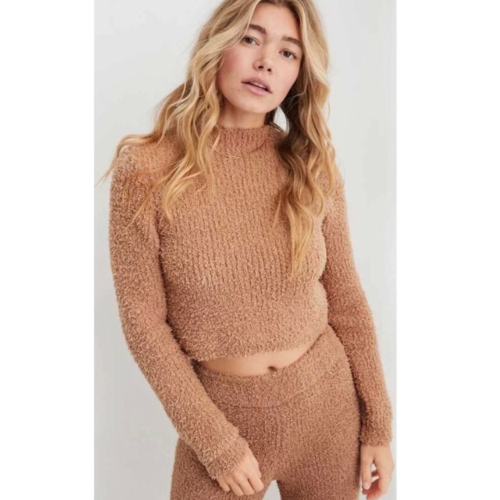 Aerie Marshmallow Teddy Sherpa Mock Neck Crop Pullover Sweater Tan Medium